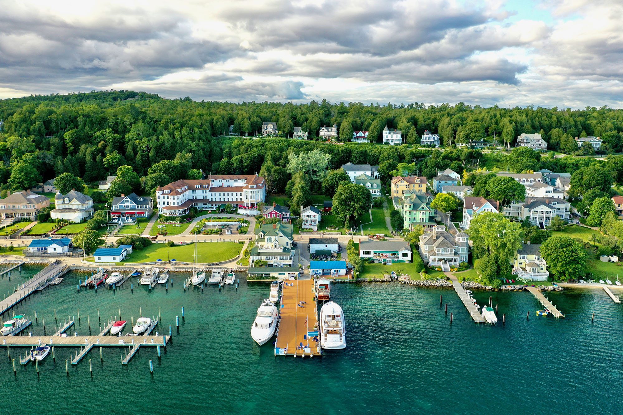 aerial view where to stay on mackinac