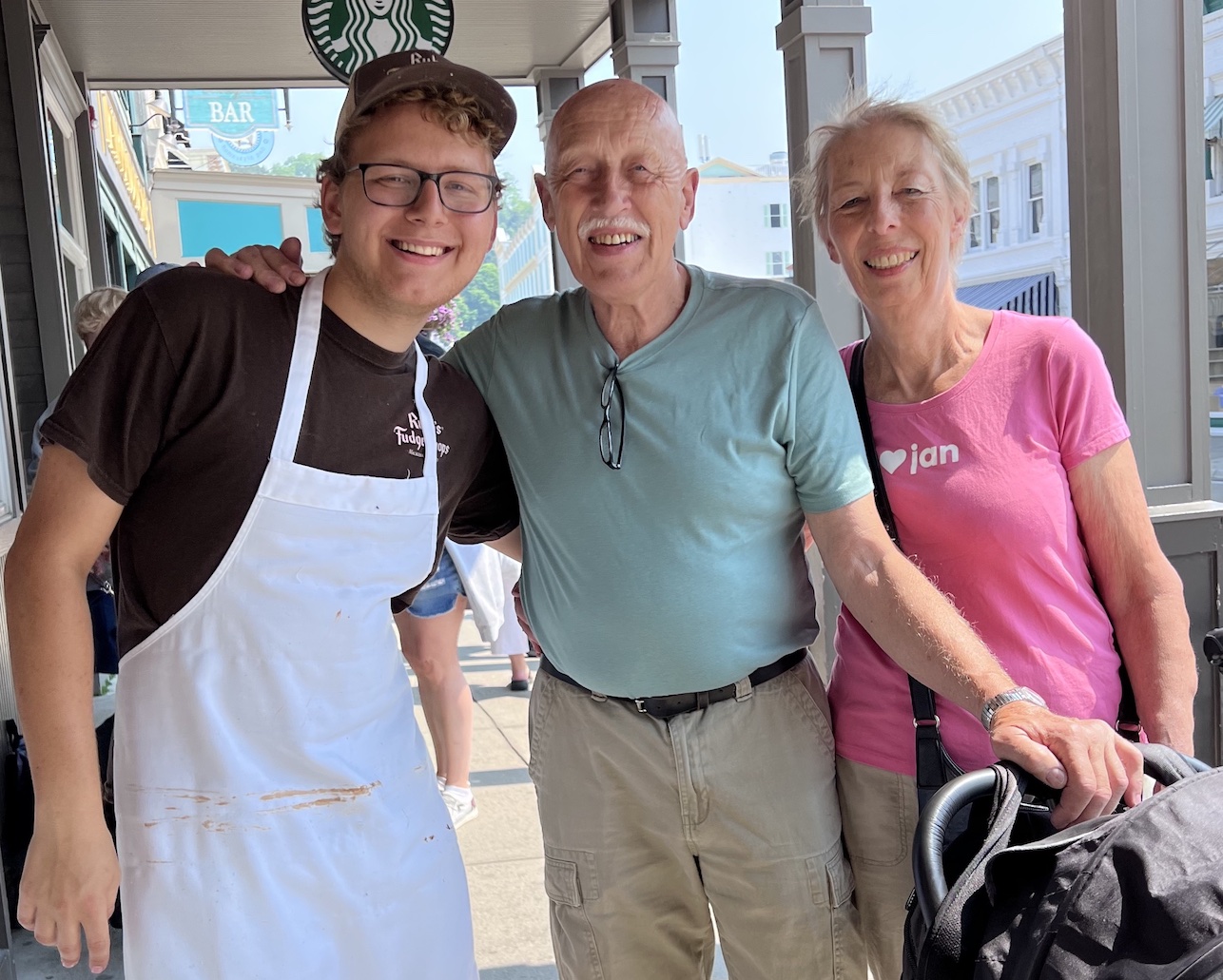 Dr. Pol stops by Ryba's Fudge Shop on Mackinac Island